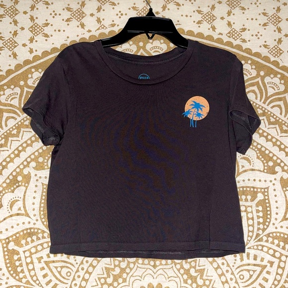 Pura Vida Tops - “PURA VIDA” LADIES CROPPED BLACK SHORT SLEEVED TEE WITH PALM TREE, SIZE XS